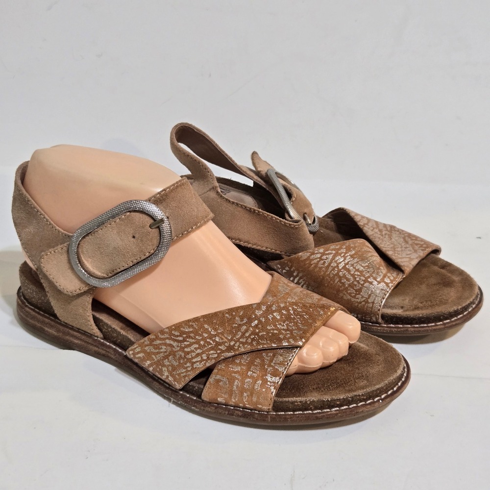 Sofft Bayo Sandals 7.5M Tan Suede + Leather Metallic Slingback Buckle Copper